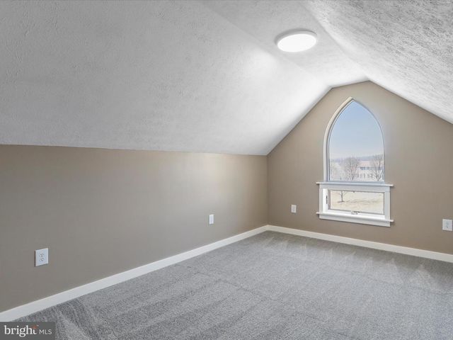 783 COMMUNITY WAY, Romney, WV 26757