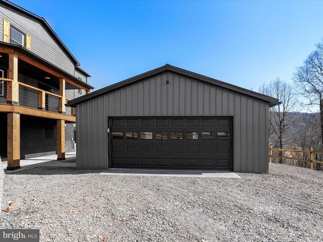 783 COMMUNITY WAY, Romney, WV 26757