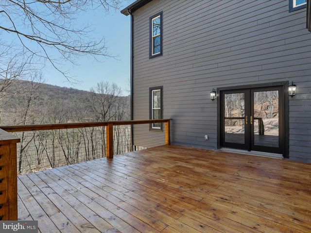 783 COMMUNITY WAY, Romney, WV 26757