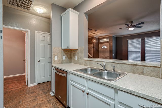 2640 Grayson Way, San Antonio, TX 78232