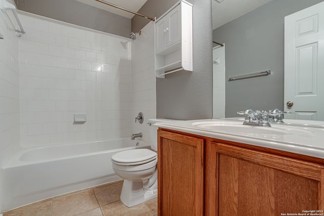 2640 Grayson Way, San Antonio, TX 78232