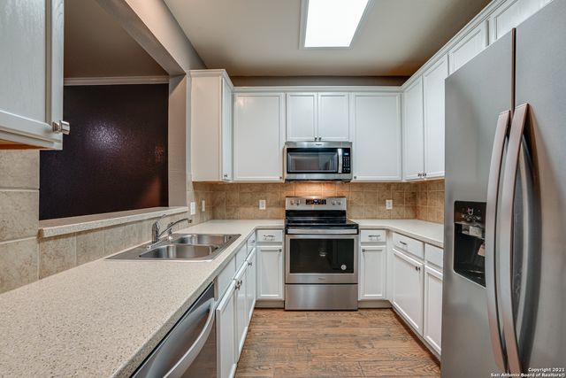 2640 Grayson Way, San Antonio, TX 78232