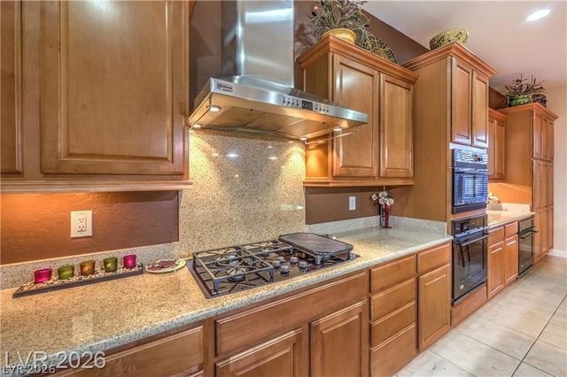 2385 Luberon Drive, Henderson, NV 89044