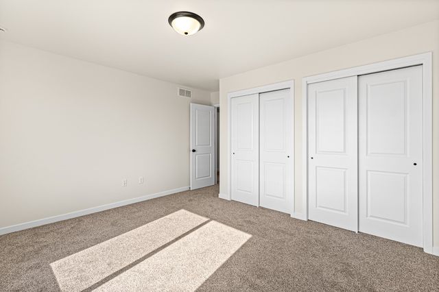 2306 Water Tower PL, North Liberty, IA 52317