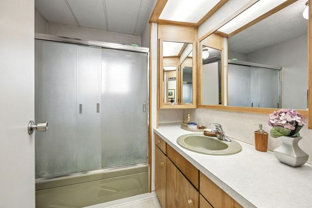 1250 Netherlands Road, Trail, OR 97541