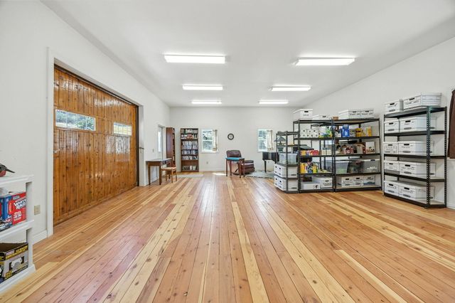 1250 Netherlands Road, Trail, OR 97541