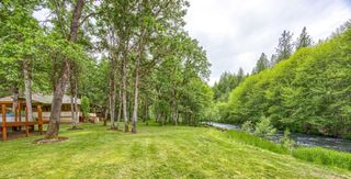 1250 Netherlands Road, Trail, OR 97541