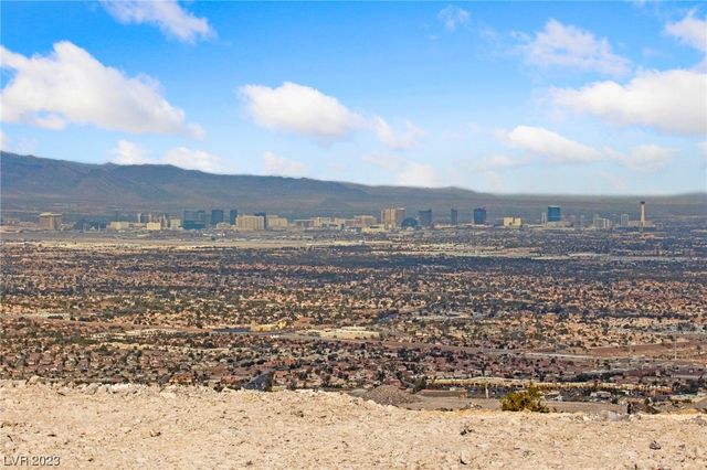 1124 Alpine Ledge Drive, Henderson, NV 89012