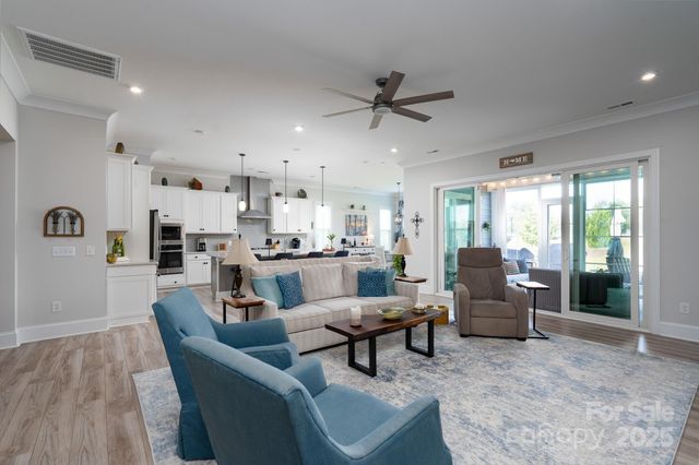 232 Lanyard Lane, Belmont, NC 28012