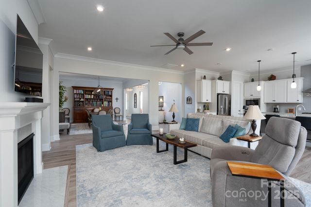 232 Lanyard Lane, Belmont, NC 28012