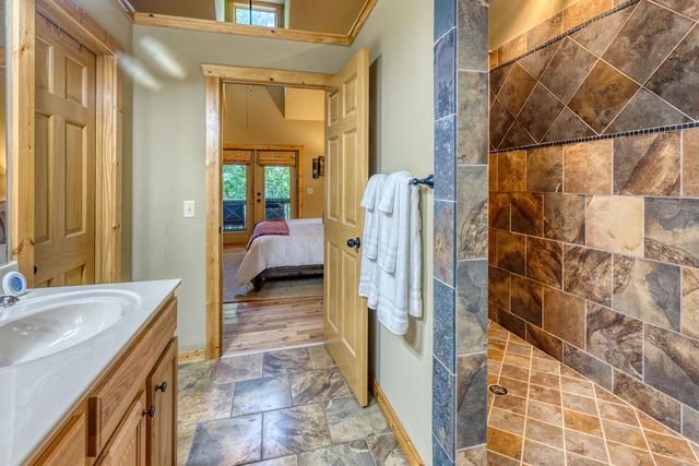 276 Citrine Court, Ellijay, GA 30540