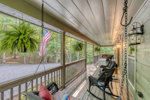 276 Citrine Court, Ellijay, GA 30540
