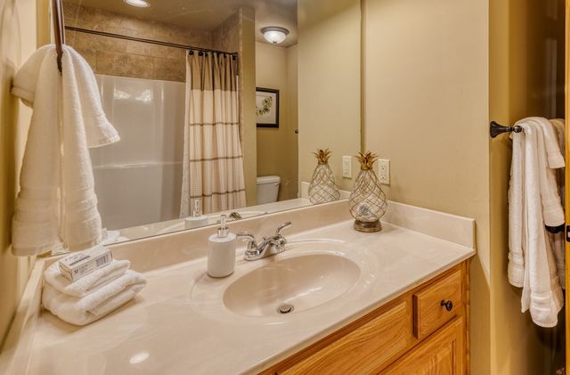 276 Citrine Court, Ellijay, GA 30540