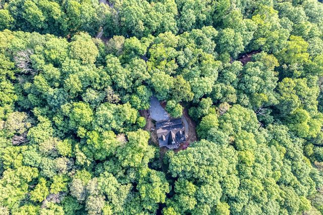 276 Citrine Court, Ellijay, GA 30540