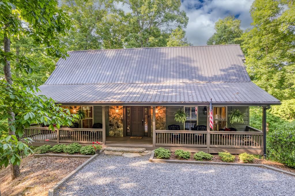 276 Citrine Court, Ellijay, GA 30540