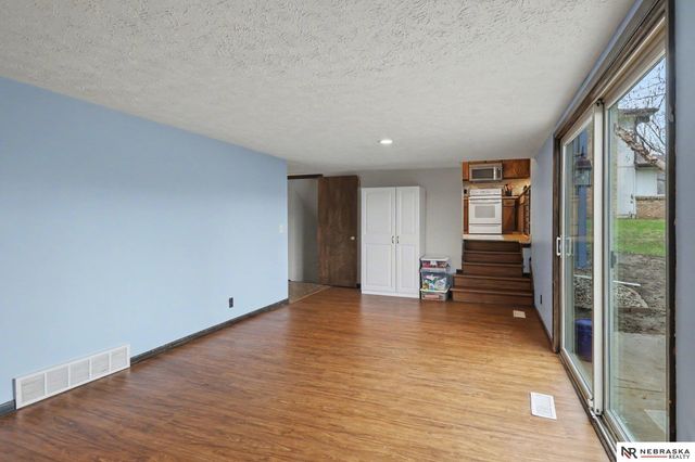 2610 N 124th Circle, Omaha, NE 68164