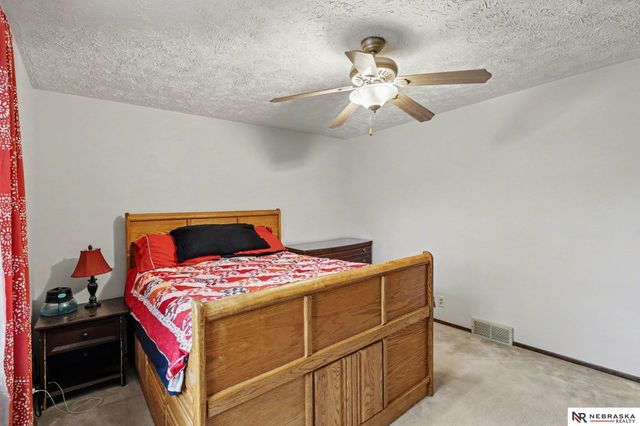 2610 N 124th Circle, Omaha, NE 68164