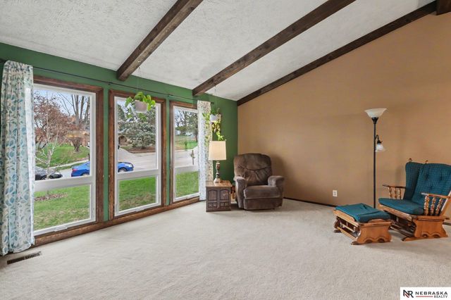 2610 N 124th Circle, Omaha, NE 68164