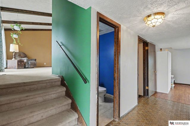 2610 N 124th Circle, Omaha, NE 68164