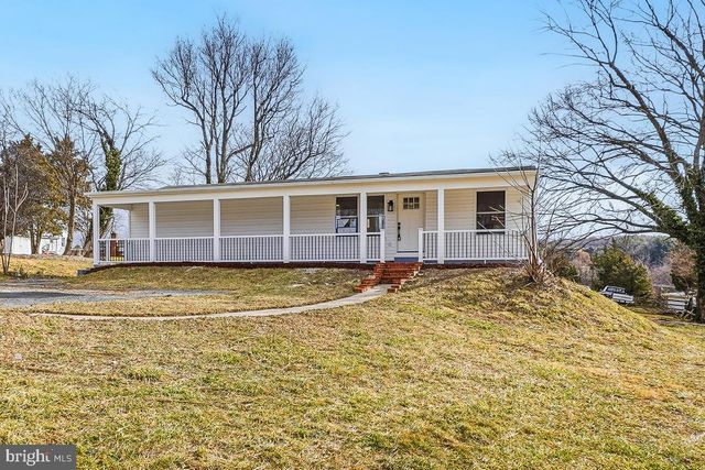 5717 SHAW DR, Frederick, MD 21704