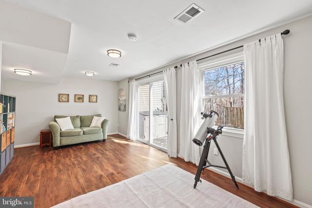 3145 ELLENWOOD DR, Fairfax, VA 22031