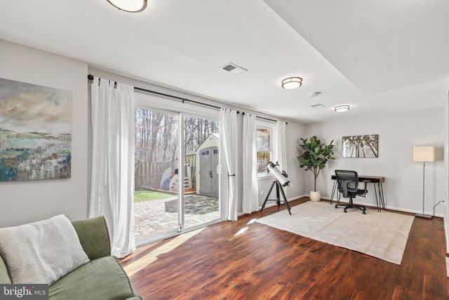 3145 ELLENWOOD DR, Fairfax, VA 22031