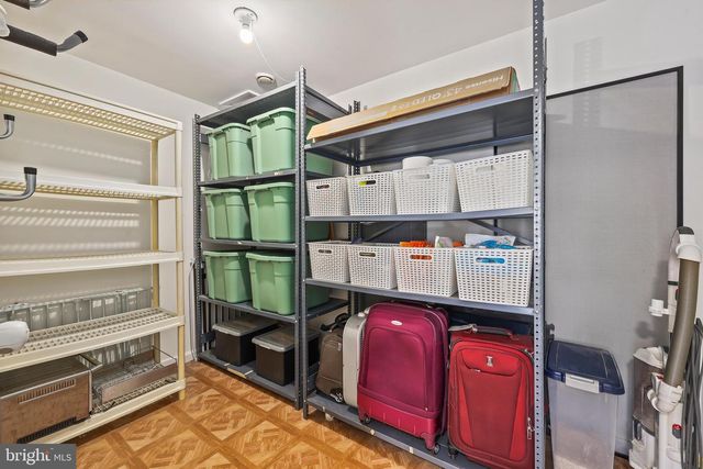 3145 ELLENWOOD DR, Fairfax, VA 22031