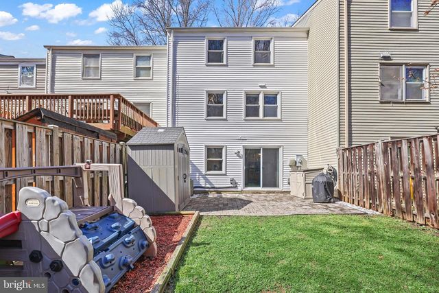 3145 ELLENWOOD DR, Fairfax, VA 22031