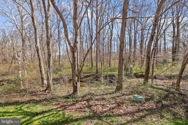 3145 ELLENWOOD DR, Fairfax, VA 22031