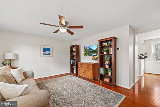 3145 ELLENWOOD DR, Fairfax, VA 22031