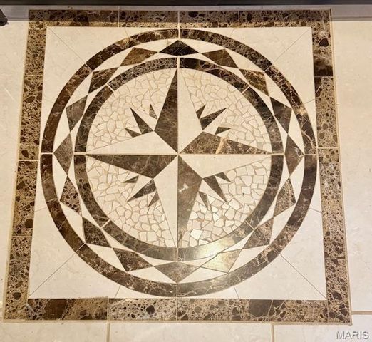 78 Lake Apollo Drive, Hannibal, MO 63401