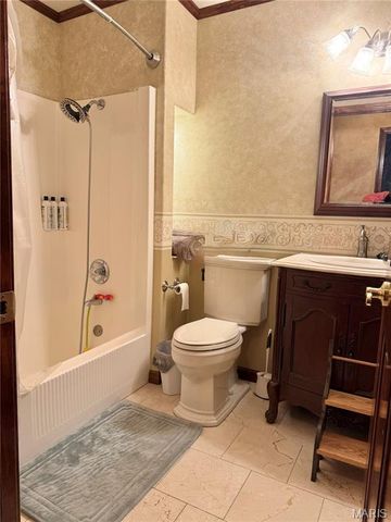 78 Lake Apollo Drive, Hannibal, MO 63401