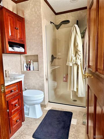 78 Lake Apollo Drive, Hannibal, MO 63401