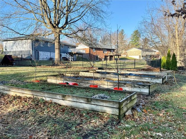 78 Lake Apollo Drive, Hannibal, MO 63401