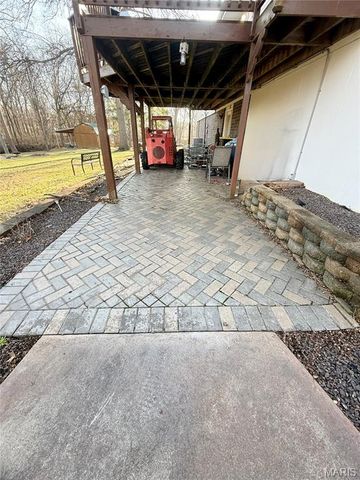 78 Lake Apollo Drive, Hannibal, MO 63401