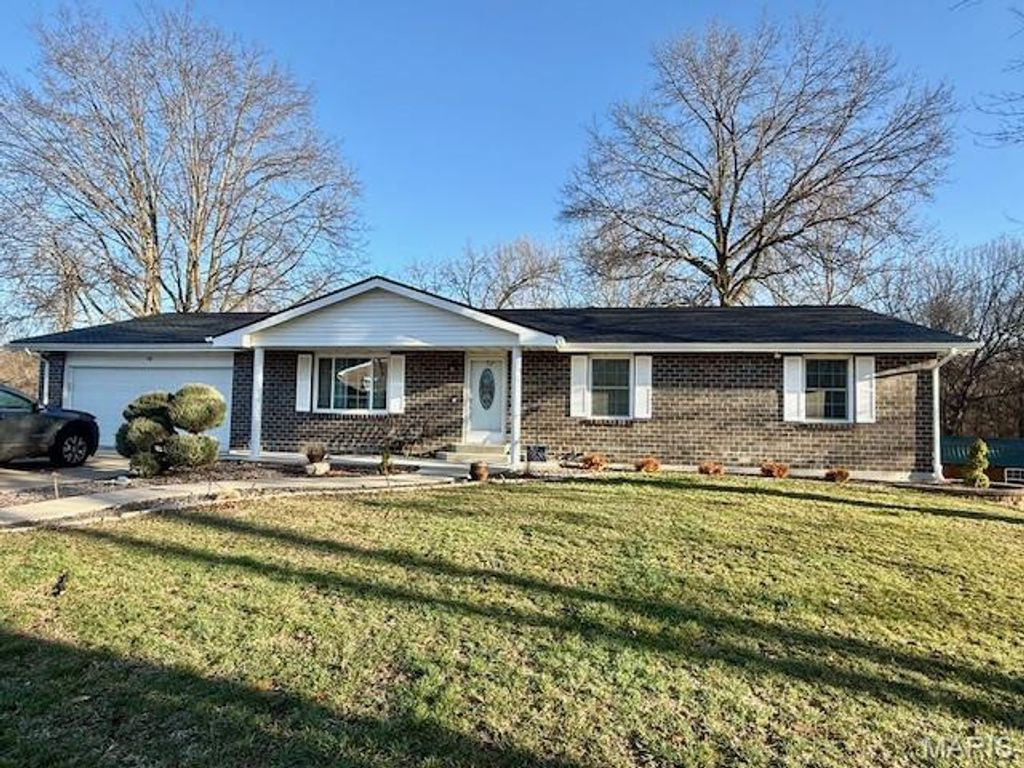 78 Lake Apollo Drive, Hannibal, MO 63401