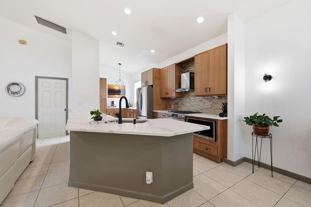 348 NW Toscane Trail, Port St. Lucie, Port St Lucie, FL 34986