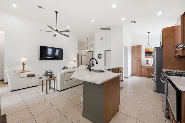 348 NW Toscane Trail, Port St. Lucie, Port St Lucie, FL 34986