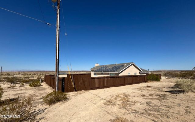 21745 Upton Drive, California City, CA 93505