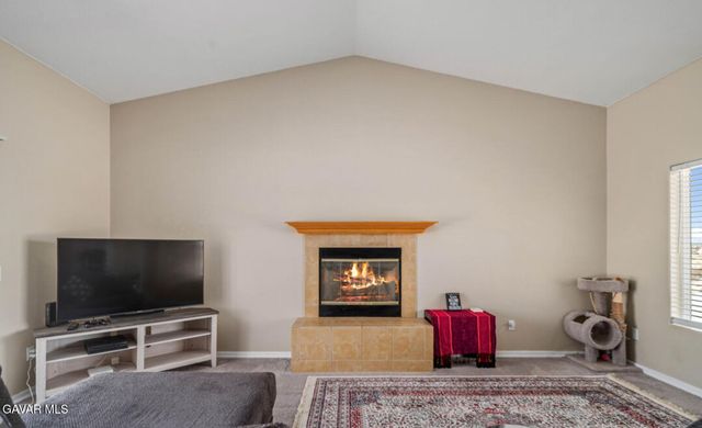 21745 Upton Drive, California City, CA 93505