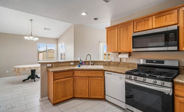 21745 Upton Drive, California City, CA 93505