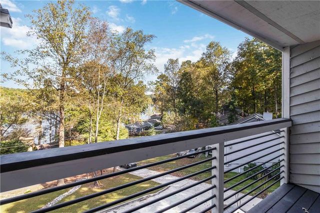 8515 Lake Drive, Snellville, GA 30039