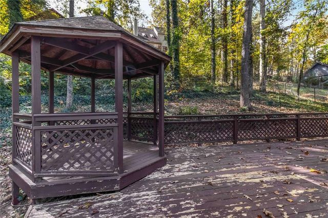 8515 Lake Drive, Snellville, GA 30039