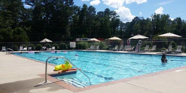 8515 Lake Drive, Snellville, GA 30039