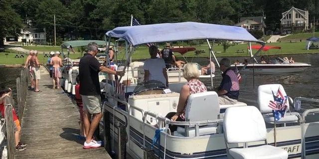 8515 Lake Drive, Snellville, GA 30039