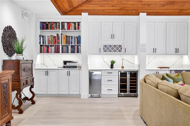 403 Seabee AVE, Naples, FL 34108