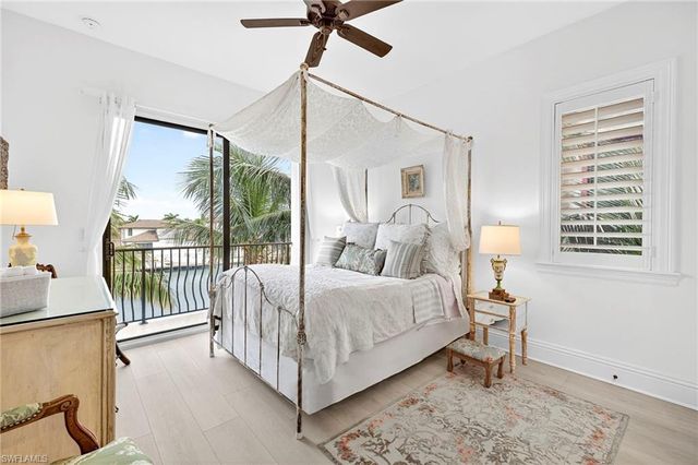 403 Seabee AVE, Naples, FL 34108