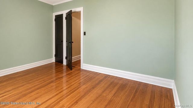 79-52 77th, Glendale, NY 11385