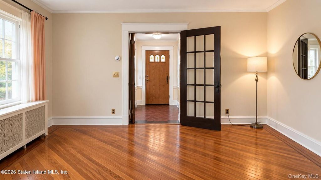 79-52 77th, Glendale, NY 11385 — photo 4