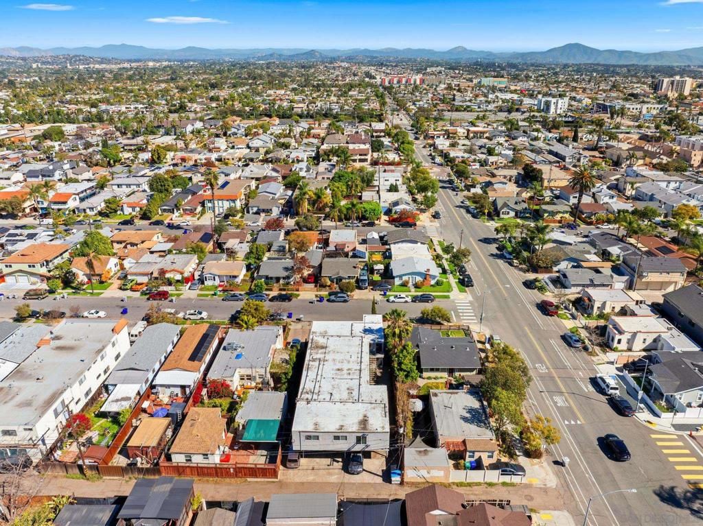 Image 17 of property listing at 4414 37th St, San Diego, CA 92116